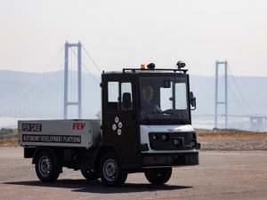 Yüzde 100 elektrikli yeni nesil hizmet aracı Tragger, sürücüsüz hale getiriliyor