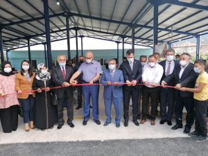 İnhisar’da kapalı pazar yeri açıldı