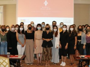 İyilik İçin Sanat Derneği Van’da kadın sanatçılarla bir araya geldi