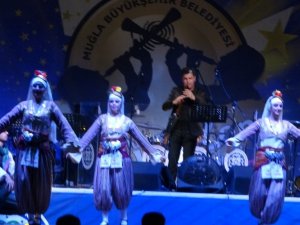 Uluslararası Zurna Festivaline Marmaris’te yoğun ilgi