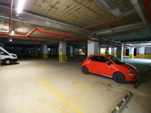 330 araç kapasiteli otopark hizmette