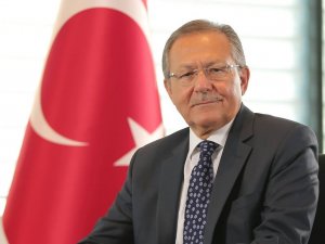 Eski Milletvekili Ahmet Edip Uğur hayatını kaybetti