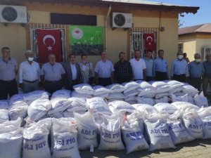 Üreticilere yem bitkisi tohumu dağıtıldı