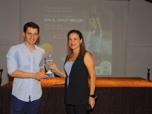 FIFA kokartlı hakem Umut Meler EFEST’te