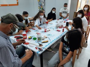 Çocuklar Oyuncak Evi’nde hem öğreniyor hem eğleniyor