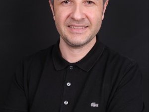 Op. Dr. Oğuzhan Aydoğdu: "Meme büyümesi erkekte özgüveni azaltıyor"