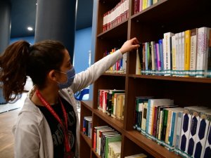 Gençler Mamak’ın kütüphanelerini tercih ediyor