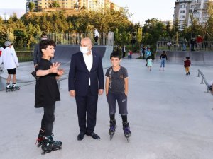 Başkan Altınok: “Gençler kaykay keyfini Keçiören’de yaşıyor”