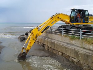Demir: "Geleceğin şehri Samsun’da çevreyle uyumlu çalışmalarımızı sürdürüyoruz”