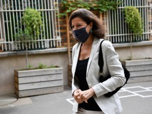 Eski Fransa Sağlık Bakanı Buzyn insanların hayatını tehlikeye atmaktan yargılanacak