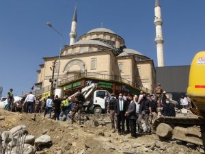 Vali Akbıyık, devam eden yatırımları yerinde inceledi