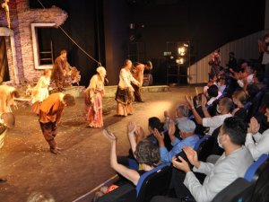 Alanya Belediye Tiyatrosu’na 5 ödül