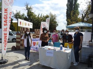 Vatandaşlar önce aşı oldu, sonra alışveriş yaptı