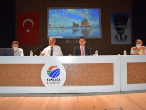 Kumluca Kaymakamı Kolsuz: "Korona belirtisi olan çocukları saklamayın ve okula göndermeyin”