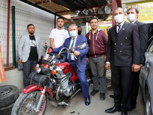 BBP Genel Başkanı Destici’den Edremit’teki kurtuluş kutlamasında yaşananlara tepki