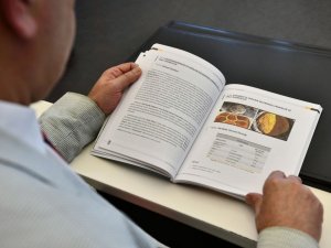 Anadolu’nun unutulmaya yüz tutmuş ekmek kültürü halk ekmek fabrikası tarafından kitaplaştırıldı