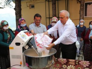 Yufkanın yapımı kolaylaşıyor, kadınların yüzü gülüyor