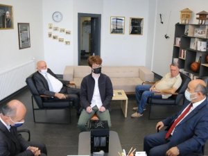 Müdür Başyiğit’en PCR Cihazı üreten öğrenciye ziyaret
