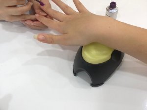 Uzmanından kadınlara protez tırnak önerisi