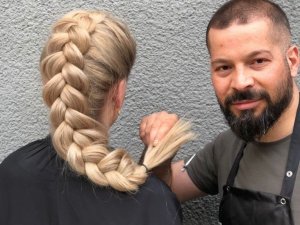 “Kadınların 2022’de soğuk renklerden vazgeçmesi bekleniyor”