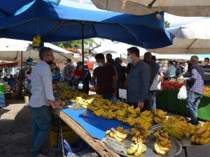 Manyas pazarında salgın önlemleri denetimi