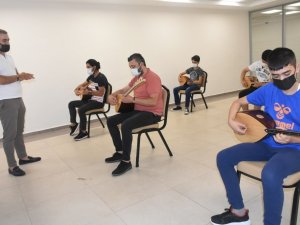 Bu konservatuvarda başarılı öğrenciler yetiştiriliyor