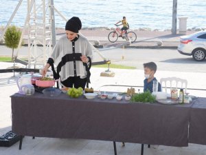 Gemlik’te zeytinli tatlar yarıştı