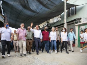 Seçer: "Ben Mersin için uyumayan bir adamım"