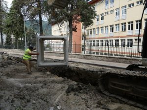 Büyükşehir’den Altınordu’ya sağlam altyapı