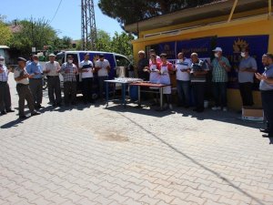 Aydınlı kömür firmasından aşure hayrı