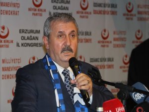 BBP Genel Başkanı Destici: “Akşener’den hem Türk milleti adına hem de Fatih Sultan Mehmet’in manevi şahsiyetinden bir özür bekliyoruz”