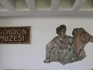 Başkent’in binlerce yıllık gizemli piramitleri