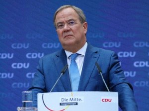 Almanya’da CDU Genel Başkanı Laschet kongreye gitme kararı aldı
