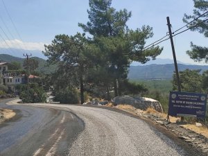Fethiye ve Seydikemer’de 18 kilometre yol asfaltlandı
