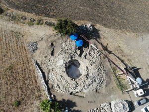 Aratos’un anıt mezarında tabana ulaşıldı