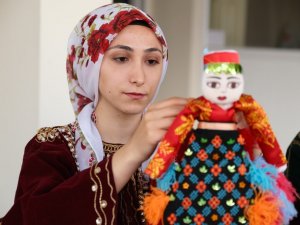 Çocukların vazgeçilmezi, teknolojiye direniyor