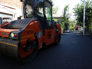 32 Evler’de sekiz sokak daha asfaltlandı