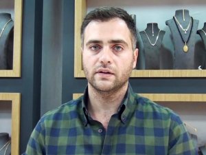 Dalgalı seyrini sürdüren altında yükseliş beklentisi