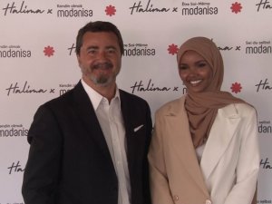 Modanisa global mottosunu tüm dünyaya Halima Aden ile duyurdu: “Kendin olmak Modanisa"