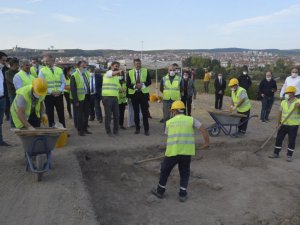 8 bin yıllık geçmişe ışık tutacak Tavşanlı Höyük’te ilk kazı başladı