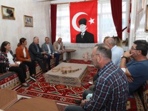 Esnafla kuru fasulye pilavlı sohbet