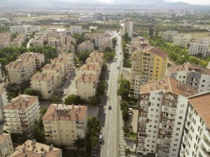Yenilenen Çimenli Caddesi Talas’a fark kattı
