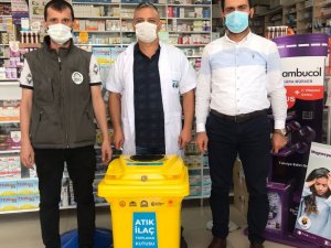 Tarihi geçmiş ilaçlar toplanarak bertaraf ediliyor