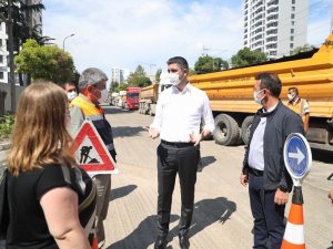 Başkan Gökhan Yüksel, Tekel Caddesi’ndeki altyapı çalışmalarını yerinde inceledi