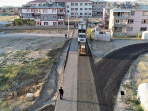 Tuşba Belediyesinden trafiği rahatlatacak yol çalışması