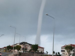 Denizde çıkan hortum paniğe neden oldu