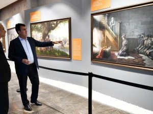 Dündar, Kaymakam Partal’ı Fetih Müzesi’nde ağırladı