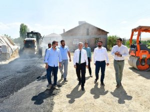 Başkan Çınar, yol yenileme çalışmalarını inceledi