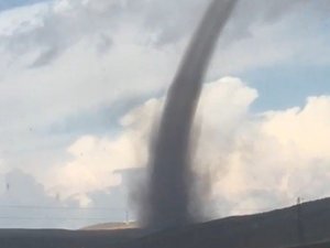 Kars’ta hortum anı kamerada