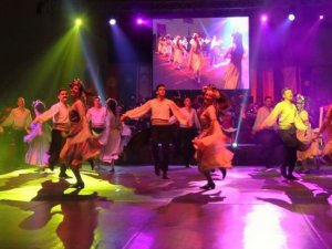 İzmir Devlet Türk Dünyası Dans ve Müzik Topluluğu, Denizlililer için sahne alacak